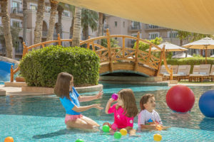 The Ultimate Resort Pool And Beach Membership Awaits At The Ritz Carlton Dubai Jbr Dubai Hotels Guide